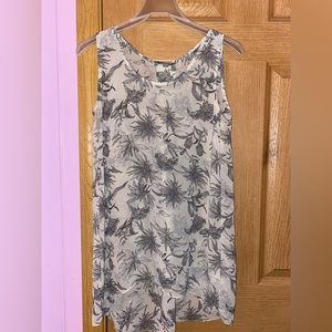 Sleeveless long Uniqlo top